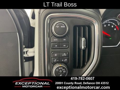 Used 2021 Chevrolet Silverado 1500 LT Trail Boss w/ LT Trail Boss Premium Package AWD/4WD image 36