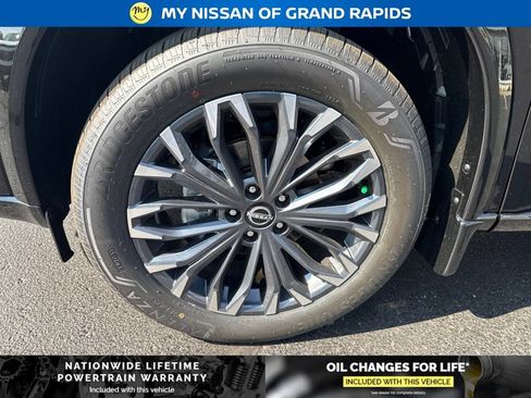 New 2026 Nissan Rogue Platinum w/ Platinum Premium Package AWD/4WD image 8