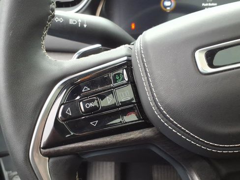 Used 2023 Jeep Grand Cherokee L Overland image 17