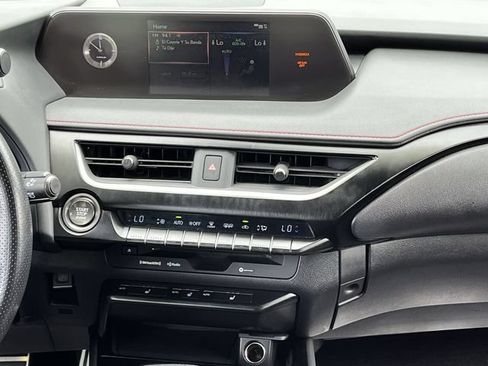 Used 2019 Lexus UX 200 F Sport FWD image 13