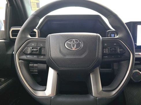 Certified 2026 Toyota 4Runner SR5 AWD/4WD image 11