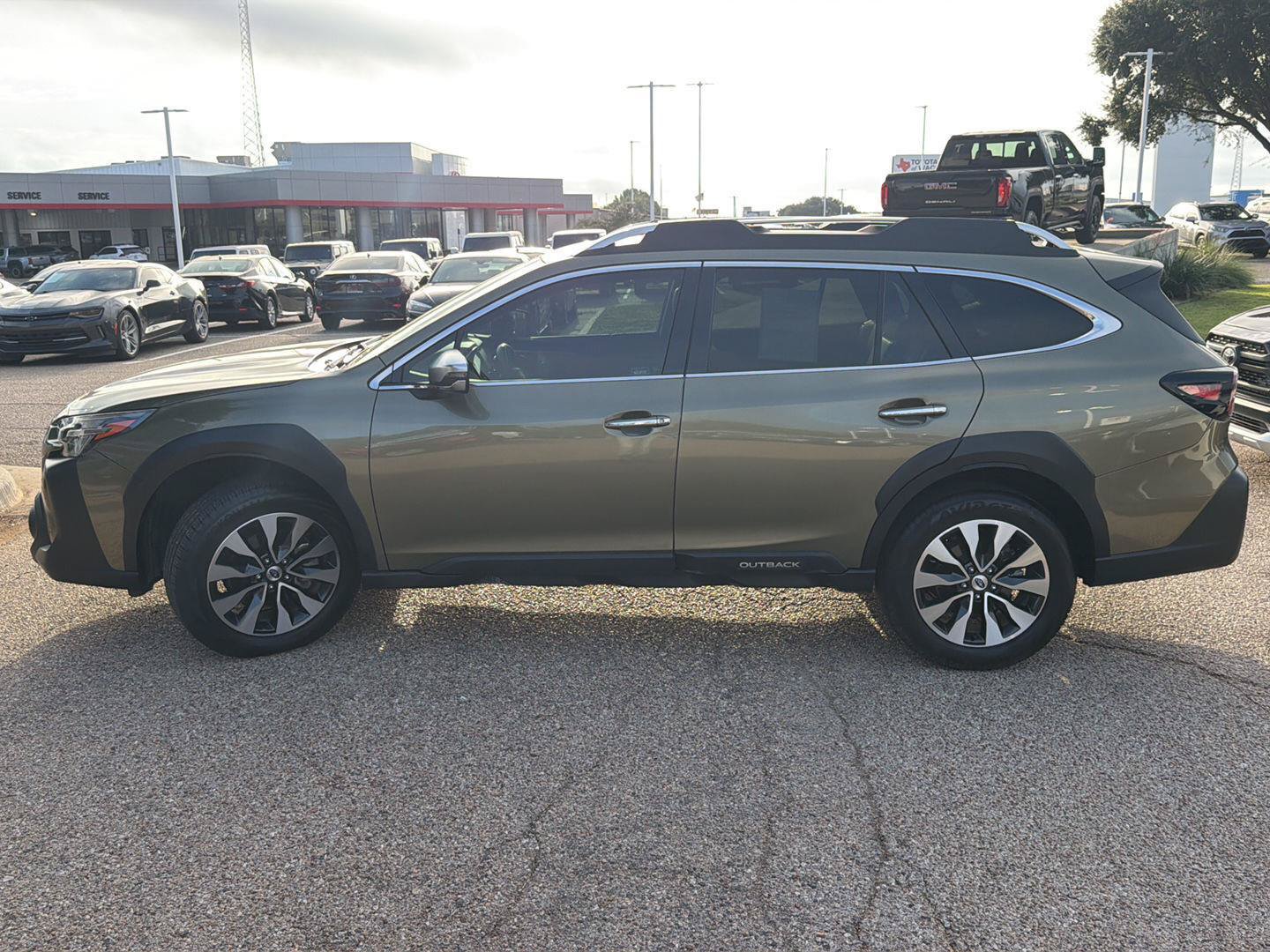 Used 2024 Subaru Outback Touring XT AWD/4WD image 6