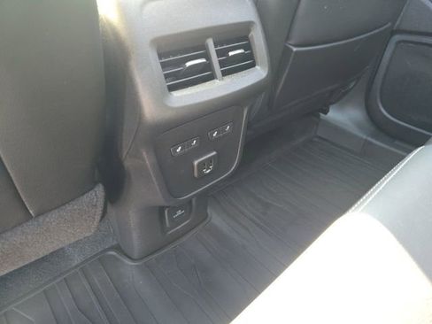 Used 2024 GMC Terrain Denali w/ Black Diamond Edition image 19