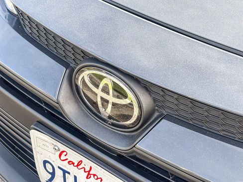 Certified 2025 Toyota Corolla LE image 10