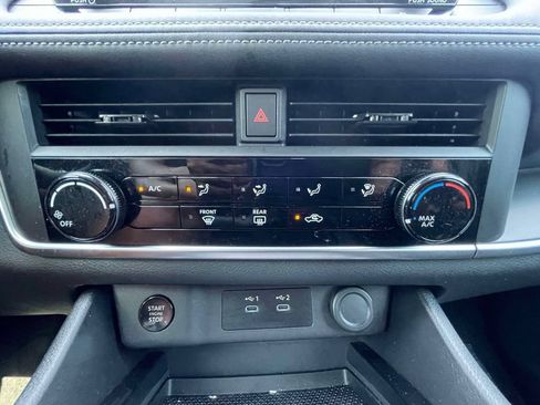 Certified 2026 Nissan Rogue S FWD image 28