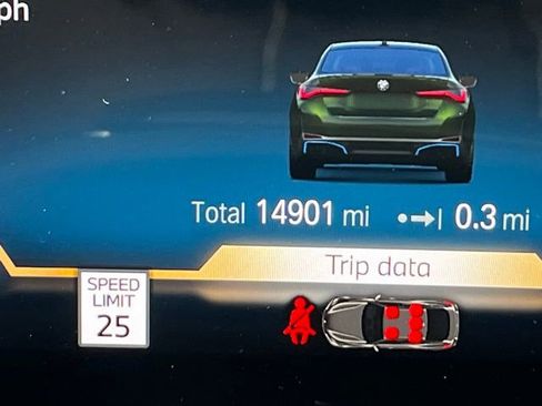 Used 2023 BMW i4 eDrive35 image 20