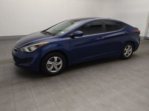 Used 2015 Hyundai Elantra SE image 2