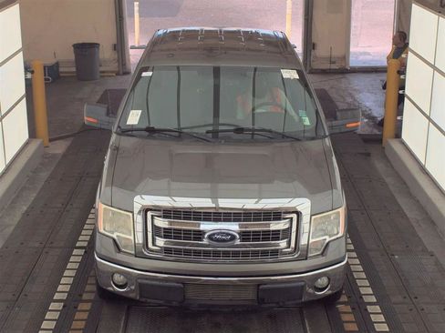 Used 2013 Ford F150 XLT w/ Luxury Equipment Group RWD image 2