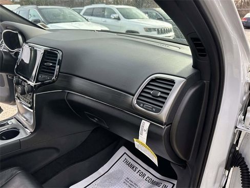 Certified 2022 Jeep Grand Cherokee Limited image 26