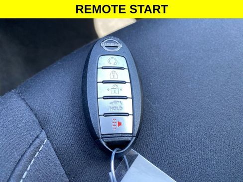 Used 2025 Nissan Altima 2.5 SV image 15