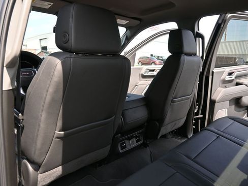 New 2026 GMC Sierra 3500 SLT AWD/4WD image 26