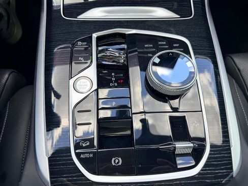 Used 2023 BMW X7 M60i w/ Executive Package AWD/4WD image 32
