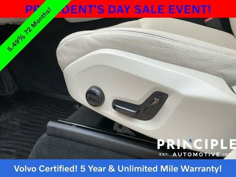 Certified 2023 Volvo XC90 B5 Plus w/ Protection Package Premier image 27