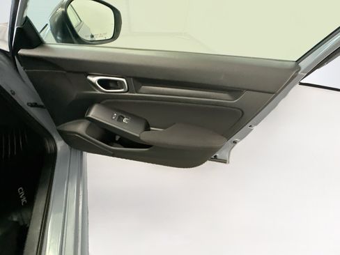Used 2024 Honda Civic Sport image 31