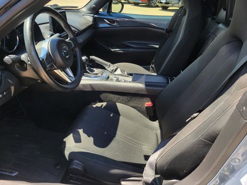 Used 2020 MAZDA MX-5 Miata RF Club RWD image 13