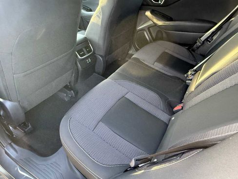 Certified 2025 Subaru Outback Premium w/ Popular Package #1A image 16