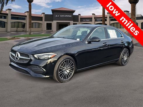 Used 2025 Mercedes-Benz C 300 Sedan image 4