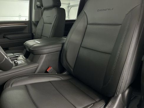 New 2025 GMC Sierra 2500 Denali w/ Denali Reserve Package AWD/4WD image 20