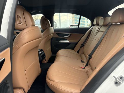 Used 2026 Mercedes-Benz E 350 Sedan image 18