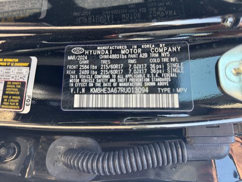 Used 2024 Hyundai Kona Limited FWD image 25