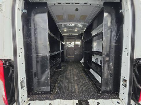 Used 2023 Ford Transit 250 Medium Roof AWD image 21