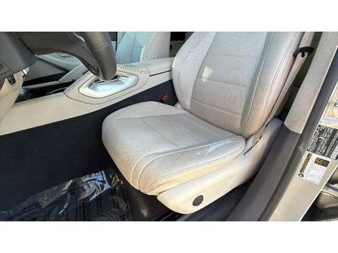 Used 2020 Mercedes-Benz GLS 450 4MATIC image 19