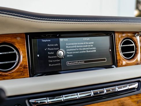 Used 2014 Rolls-Royce Phantom Sedan image 72