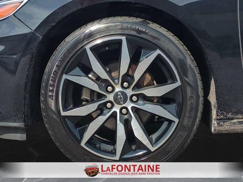 Used 2021 Chevrolet Malibu RS FWD image 31