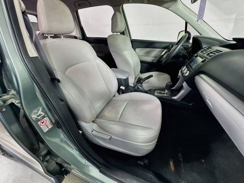 Used 2016 Subaru Forester 2.5i w/ Popular Package #2 AWD/4WD image 32
