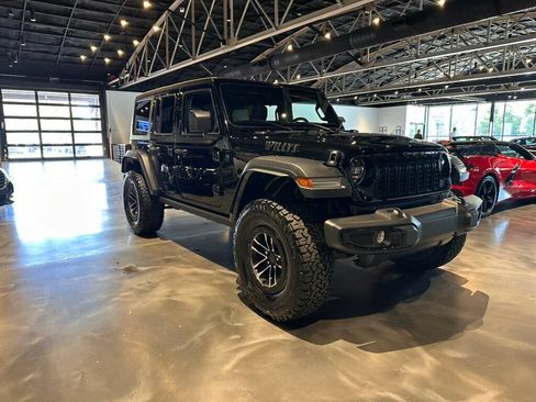 Used 2024 Jeep Wrangler Unlimited Sport AWD/4WD image 7