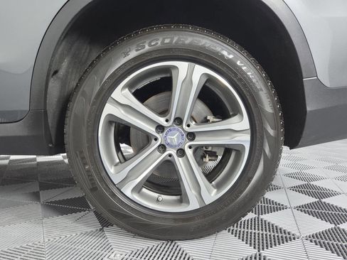 Used 2016 Mercedes-Benz GLC 300 4MATIC image 11