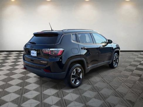 Used 2018 Jeep Compass Trailhawk AWD/4WD image 5