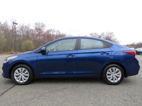 Used 2022 Hyundai Accent SE FWD image 8