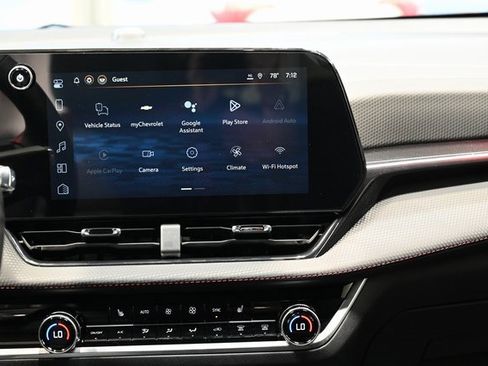 New 2026 Chevrolet Equinox RS w/ LPO, Floor Liner Package image 14