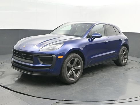 New 2026 Porsche Macan AWD/4WD image 1