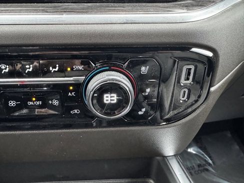 Certified 2025 Chevrolet Silverado 1500 LTZ image 15