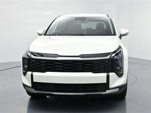 New 2026 Kia Sportage S image 3
