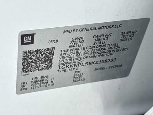 Used 2019 GMC Acadia Denali w/ Technology Package FWD image 44