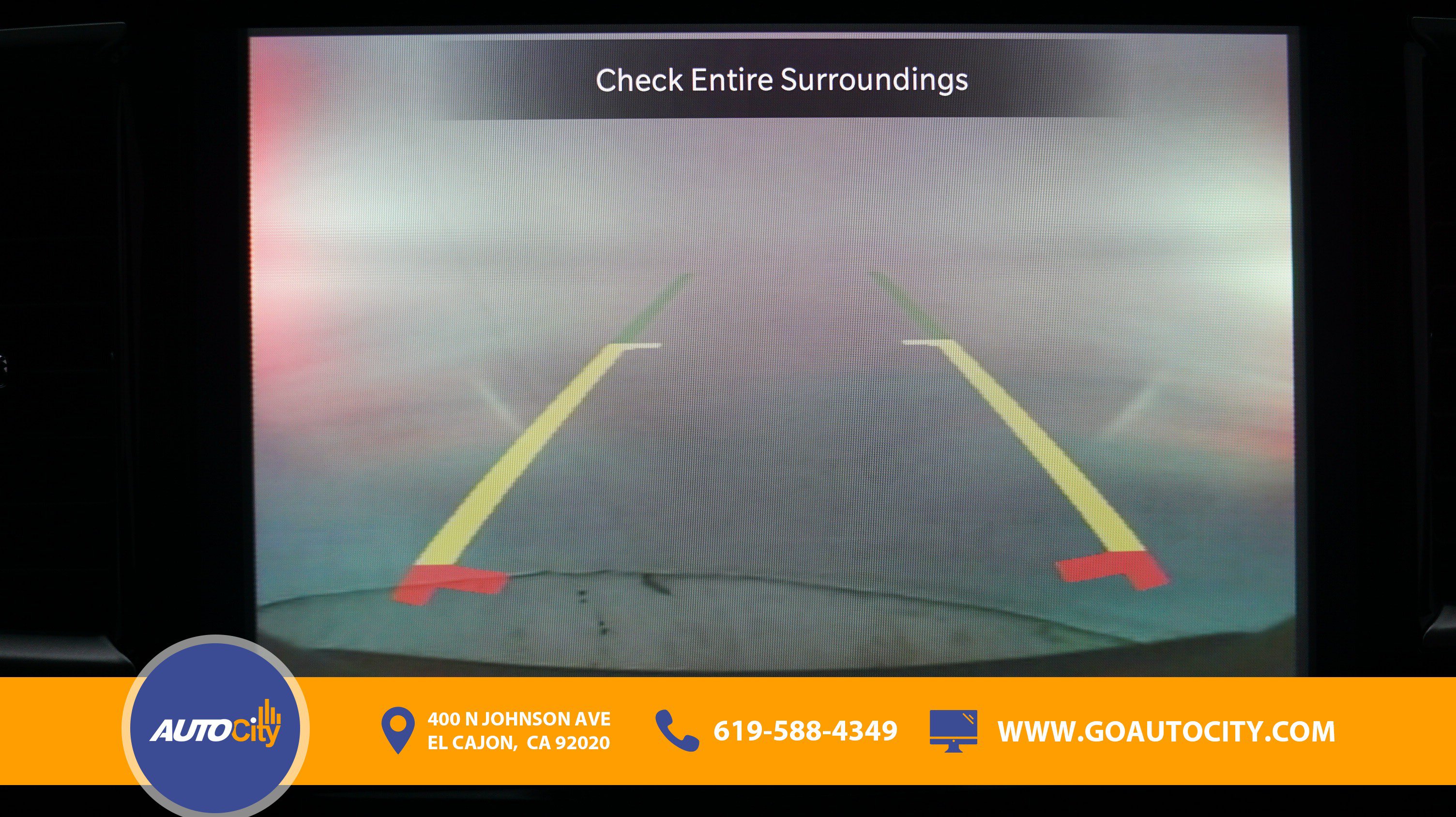 Used 2024 Chrysler Pacifica Limited FWD image 11