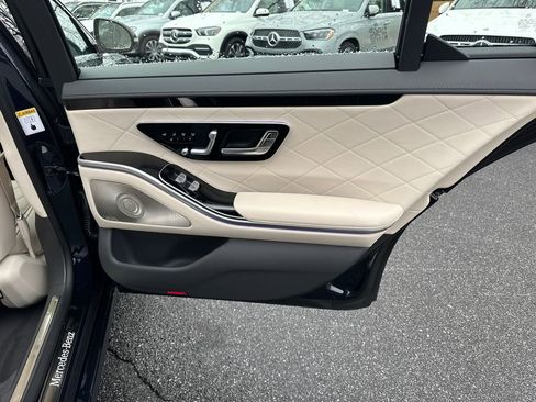 New 2026 Mercedes-Benz S 500 4MATIC image 18