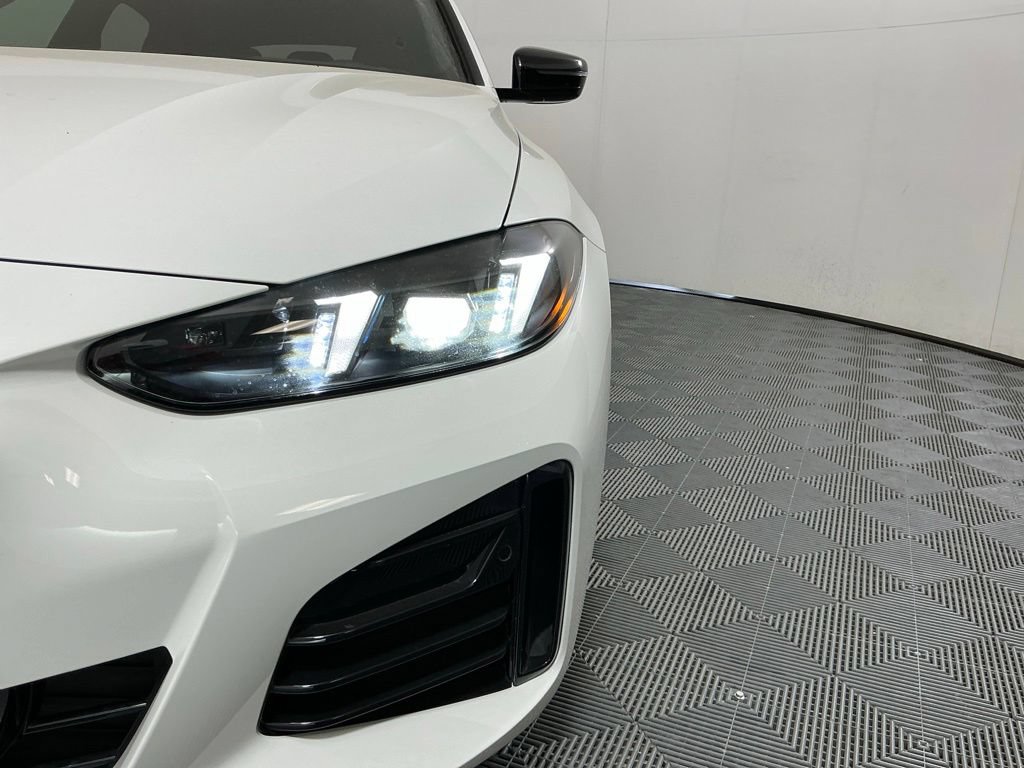 New 2026 BMW 430i w/ M Sport Package RWD image 8
