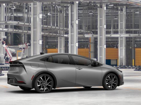 New 2026 Toyota Prius Plug-In Hybrid FWD image 11