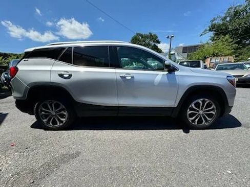 Used 2019 GMC Terrain SLT w/ Preferred Package AWD/4WD image 7