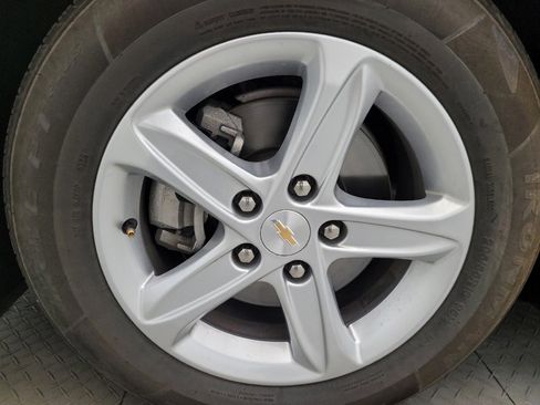 Used 2024 Chevrolet Malibu LS FWD image 31