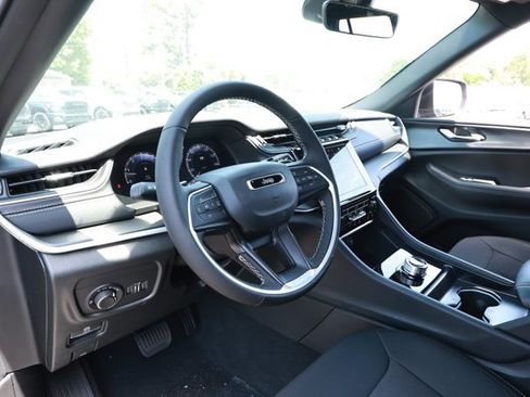 New 2026 Jeep Grand Cherokee Laredo X RWD image 25