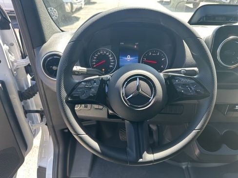Used 2026 Mercedes-Benz Sprinter 2500 image 19