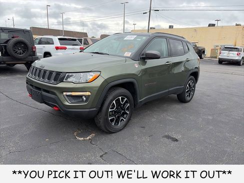 Used 2021 Jeep Compass Trailhawk AWD/4WD image 3