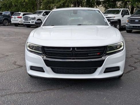 Used 2022 Dodge Charger SXT w/ Blacktop Package RWD image 10