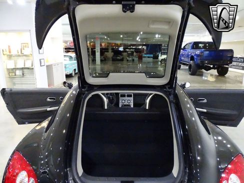 Used 2005 Chrysler Crossfire SRT-6 image 25