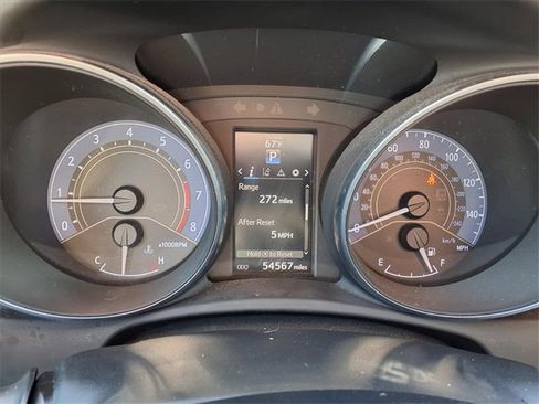 Used 2017 Toyota Corolla iM image 11